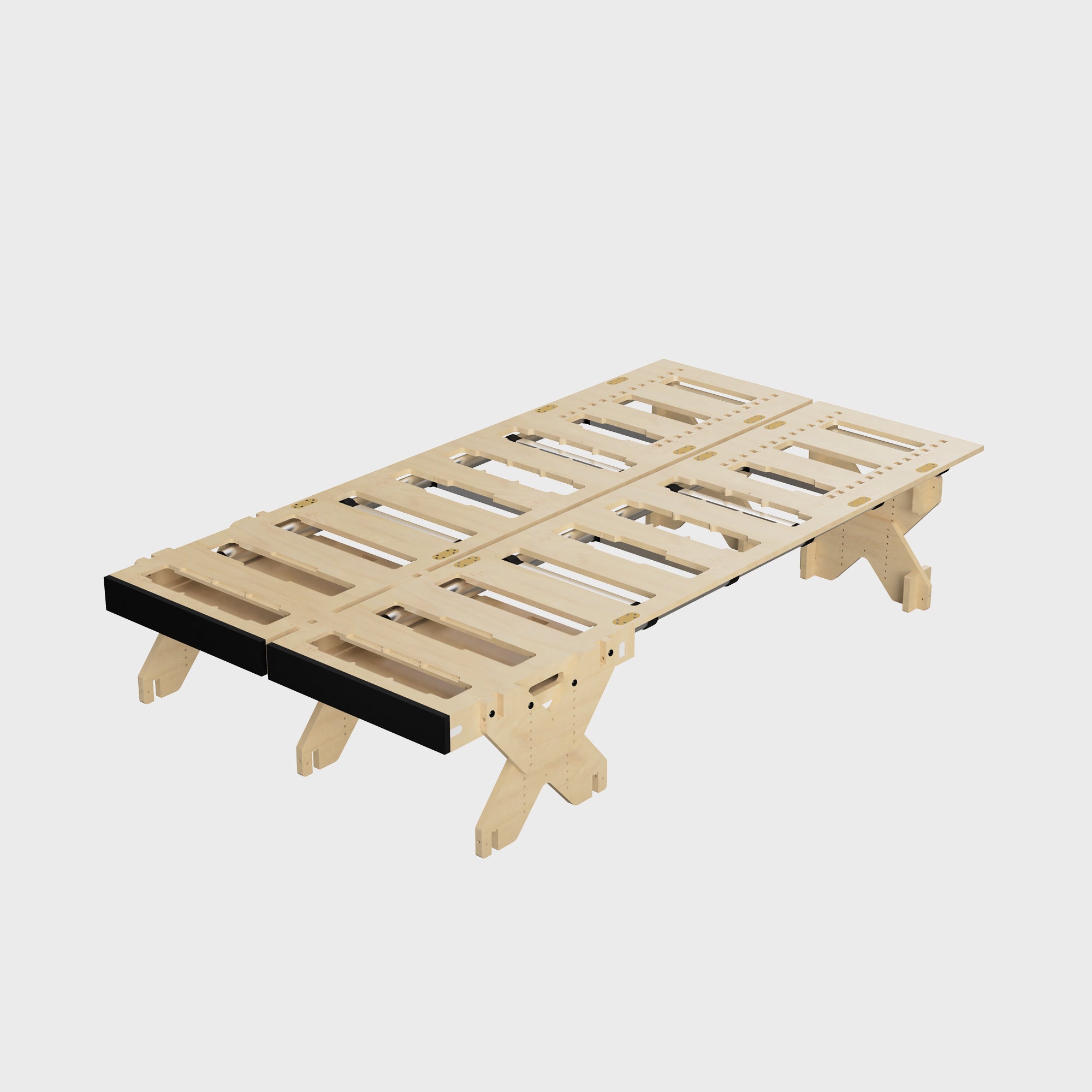 Kostengünstiger Bettrost aus Holz mit stabilem Konstruktionsdesign und schwarzer Unterkonstruktion.