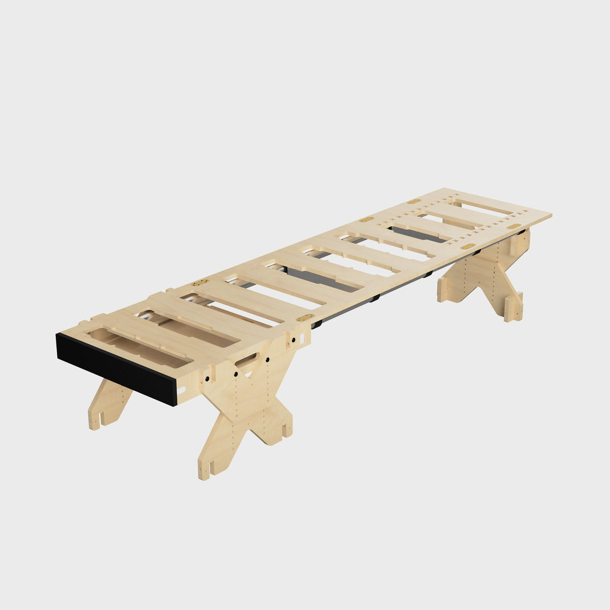Bettgestell aus hellem Holz mit schwarzem Kopfteil und stabilen X-förmigen Füßen.