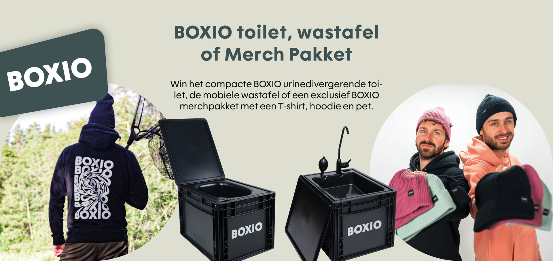 Zwei Männer in Mützen präsentieren Boxio-Produkte, darunter ein kompaktes Mobiltoilette und eine Waschtisch-Box.